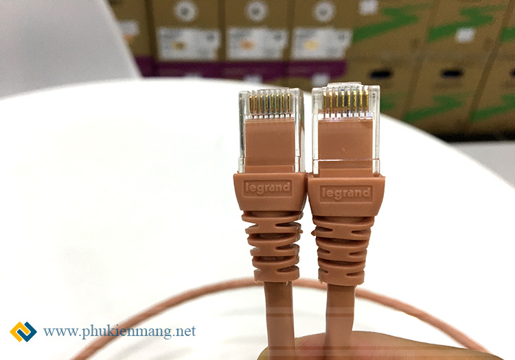 Dây nhảy mạng cat5e Legrand
