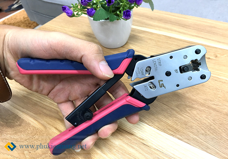 Mức độ tay cầm của kìm bấm mạng cat5e LS